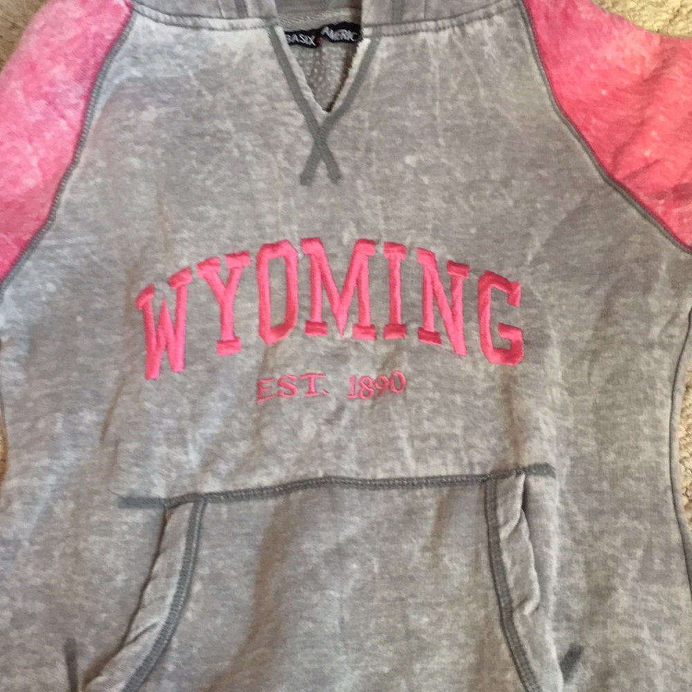 Wyoming sweatshirt
